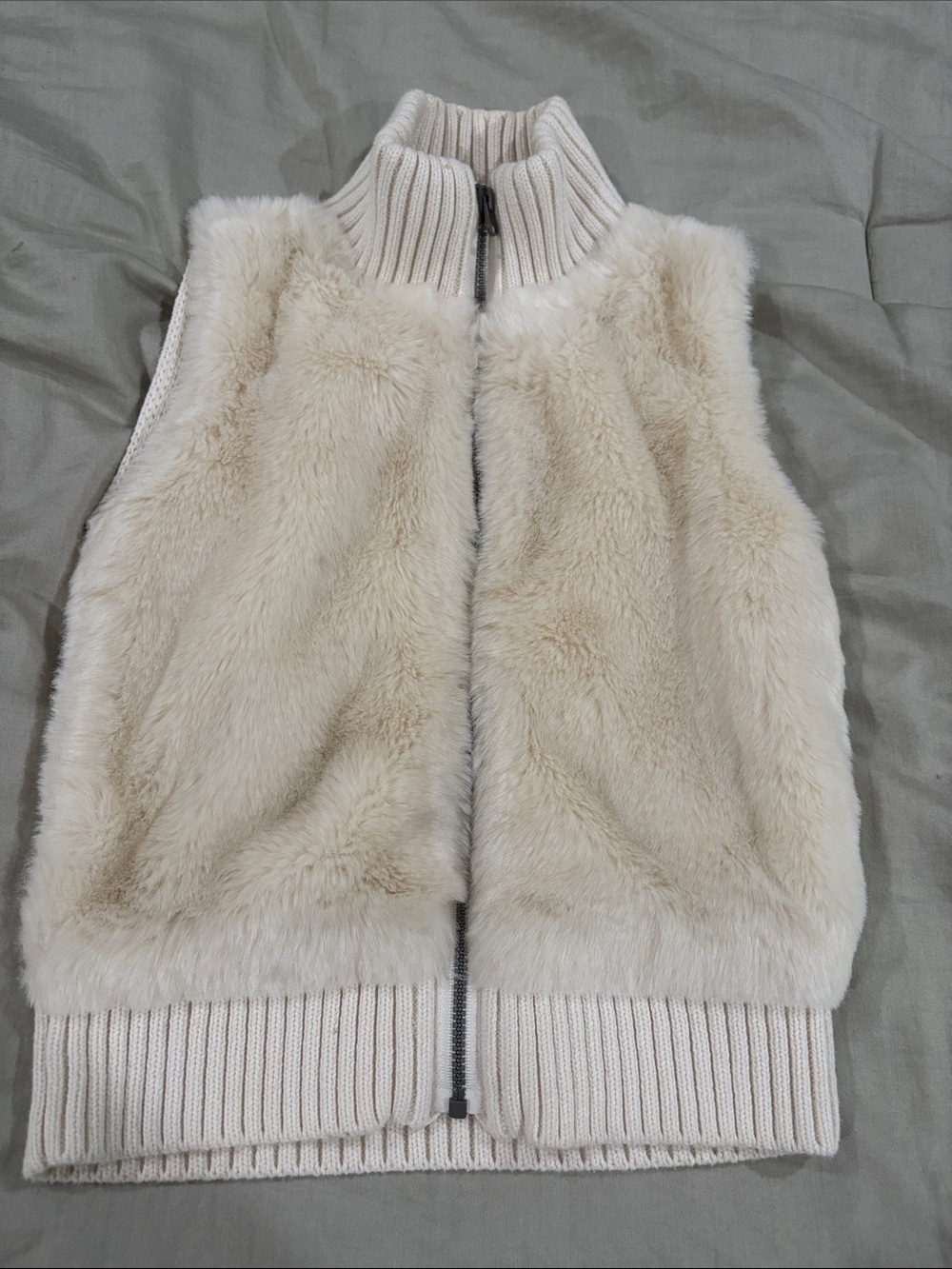 GAP Cream Faux Fur Zip-Up Vest with Ribbed Collar